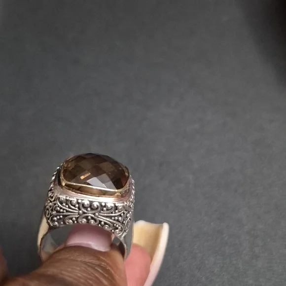 Sterling Silver And 14k Gold Smoked Topez Ring. - Picture 6 of 9